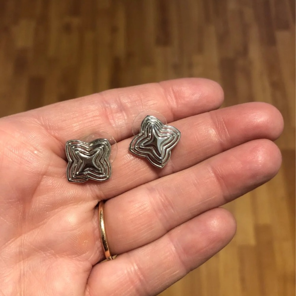 Vintage studs